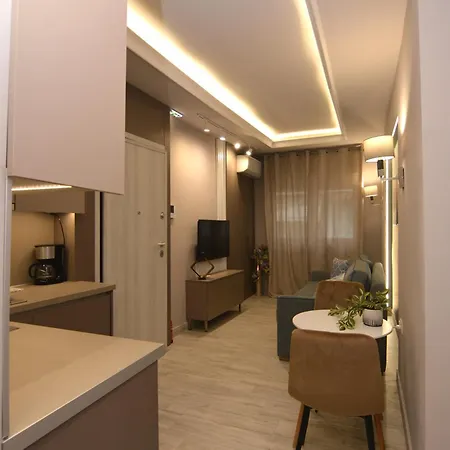 Chic Living 2
