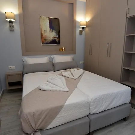 Chic Living 2 *